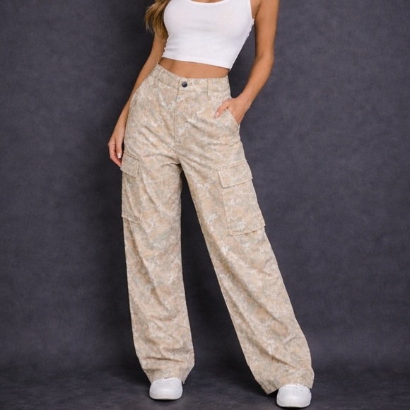 Cotton On Pants - Cotton On Beige Wide Leg Cargo Pants